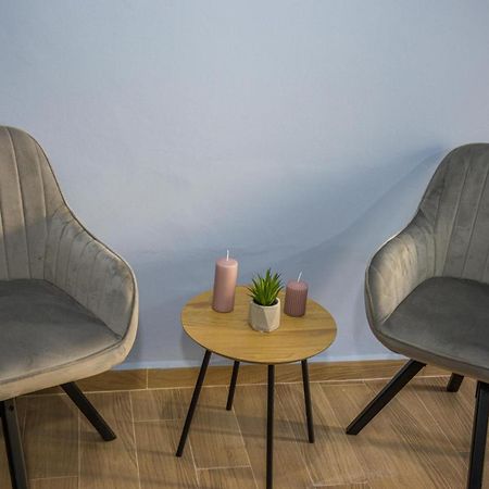 Couples Retreat, Fully Equipped Studio/ Loutraki Beach Apartamento Exterior foto